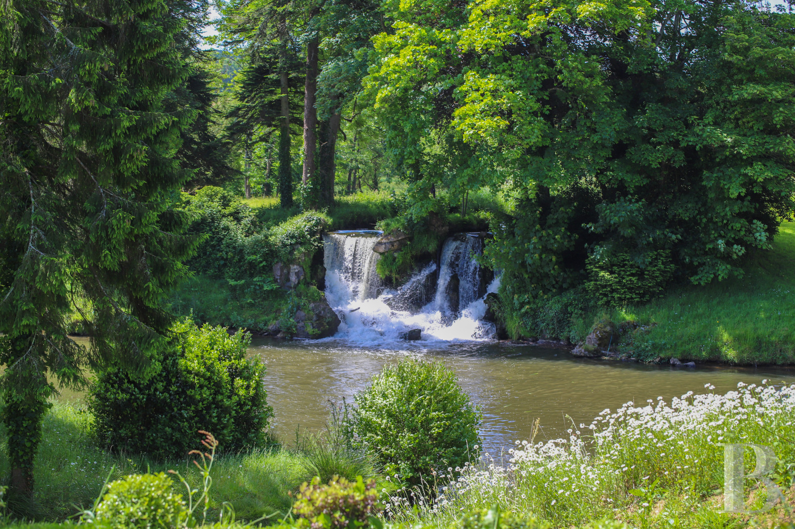 Au Vast, dans le Cotentin, une ancienne porterie entièrement rénovée - photo  n°23
